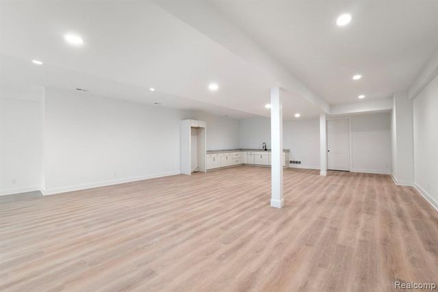 3636 Forest Hill Drive, Bloomfield Hills, MI 48304