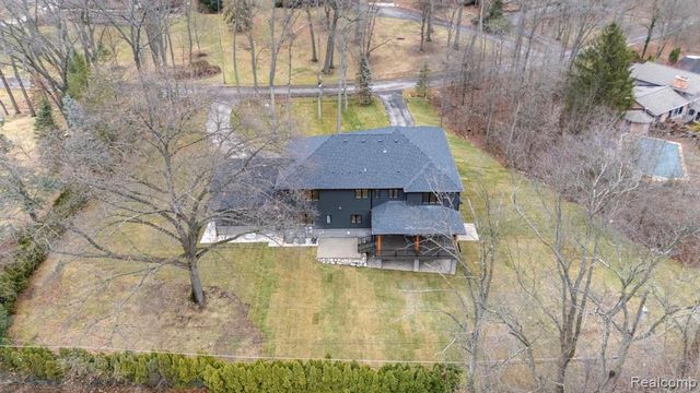 3636 Forest Hill Drive, Bloomfield Hills, MI 48304