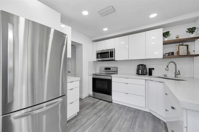 2535 Sherman Street, Hollywood, FL 33020