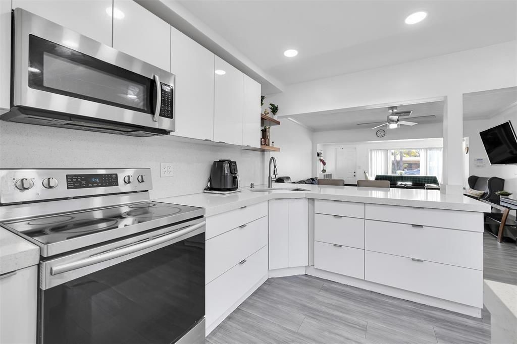 2535 Sherman Street, Hollywood, FL 33020
