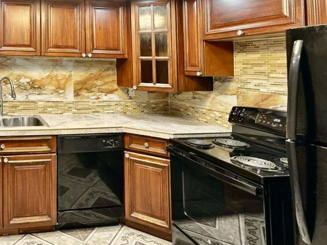 610 NW 13th Street 23, Boca Raton, FL 33486