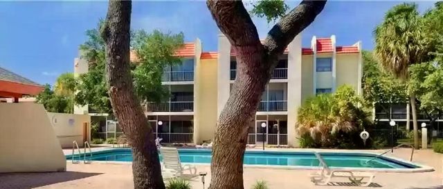 610 NW 13th Street 23, Boca Raton, FL 33486