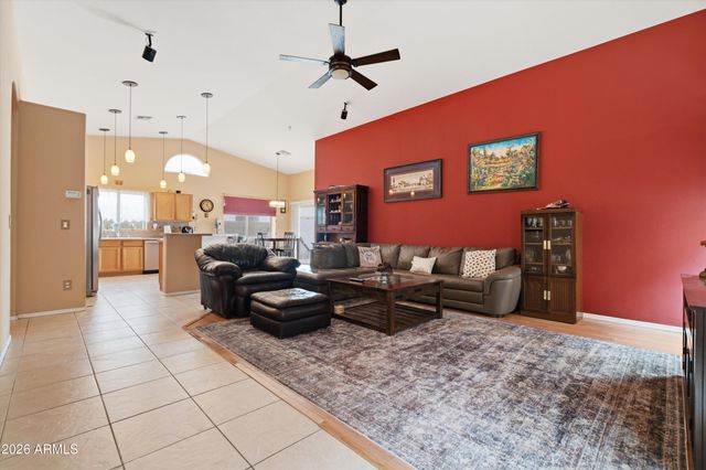 14586 W CROCUS Drive, Surprise, AZ 85379