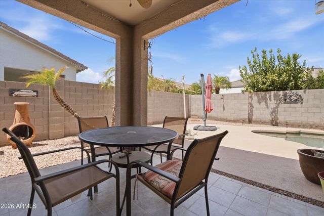 14586 W CROCUS Drive, Surprise, AZ 85379