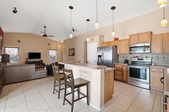 14586 W CROCUS Drive, Surprise, AZ 85379