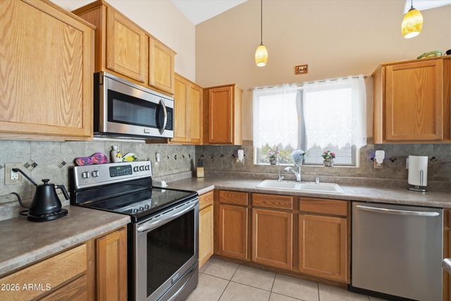 14586 W CROCUS Drive, Surprise, AZ 85379