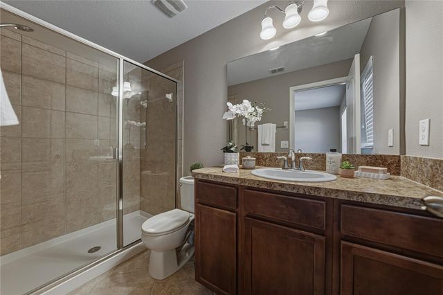 8527 BRUSHLEAF WAY, Tampa, FL 33647