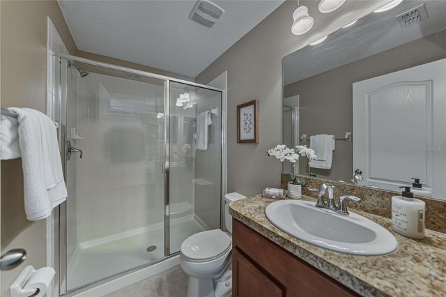 8527 BRUSHLEAF WAY, Tampa, FL 33647