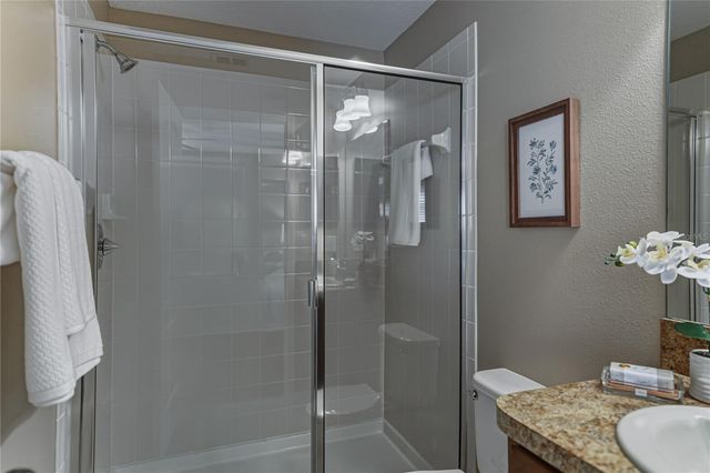 8527 BRUSHLEAF WAY, Tampa, FL 33647