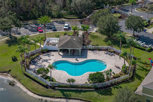 8527 BRUSHLEAF WAY, Tampa, FL 33647