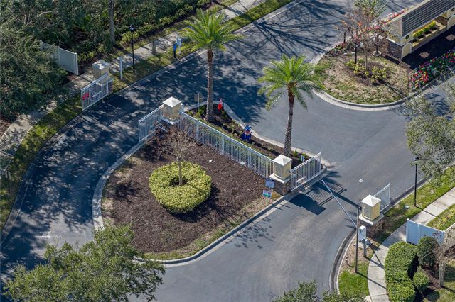 8527 BRUSHLEAF WAY, Tampa, FL 33647