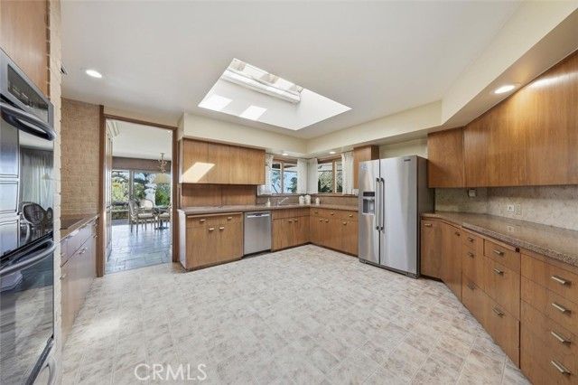 100 Saddleback, Rolling Hills, CA 90274