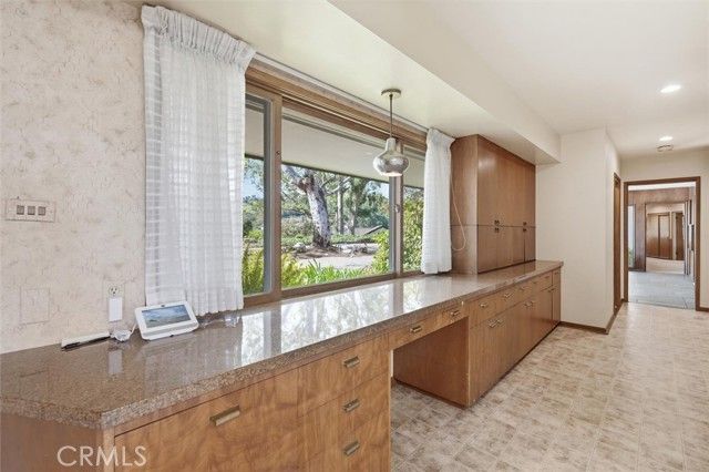 100 Saddleback, Rolling Hills, CA 90274