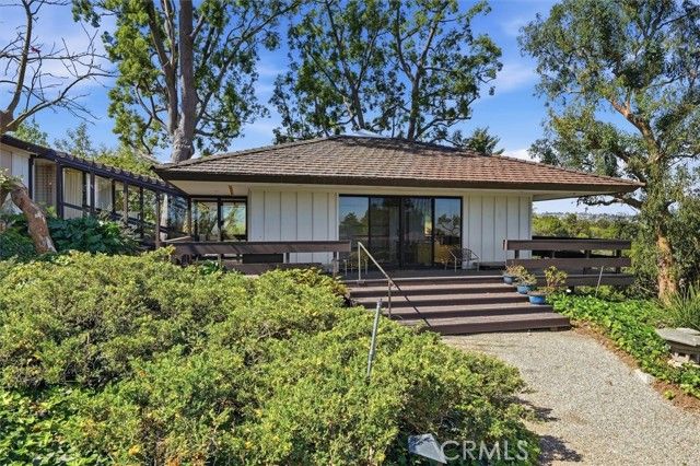 100 Saddleback, Rolling Hills, CA 90274