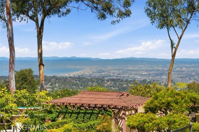 100 Saddleback, Rolling Hills, CA 90274