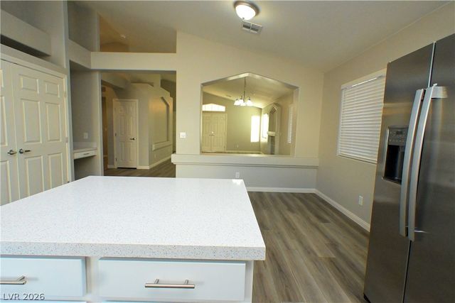 7256 Winding Creek Drive, Las Vegas, NV 89113