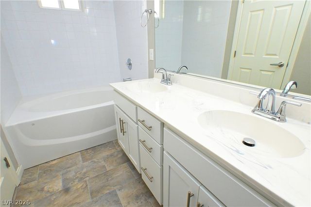 7256 Winding Creek Drive, Las Vegas, NV 89113