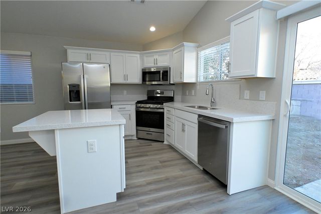 7256 Winding Creek Drive, Las Vegas, NV 89113