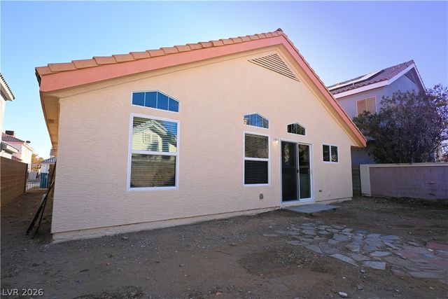 7256 Winding Creek Drive, Las Vegas, NV 89113