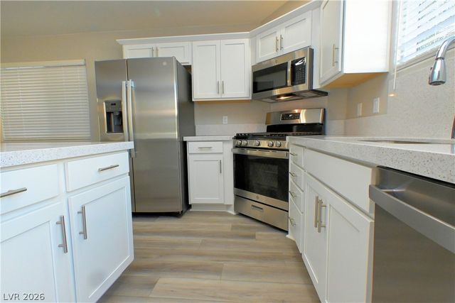 7256 Winding Creek Drive, Las Vegas, NV 89113