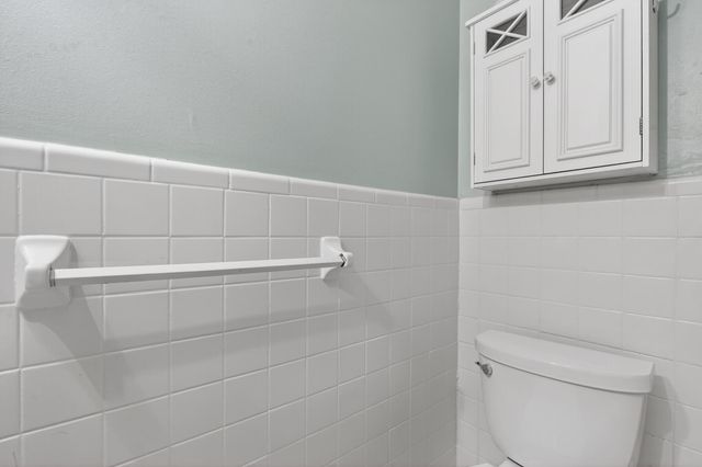 9 Walnut Avenue, Shalimar, FL 32579