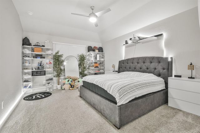 14226 Lake Lodge Drive, Conroe, TX 77384