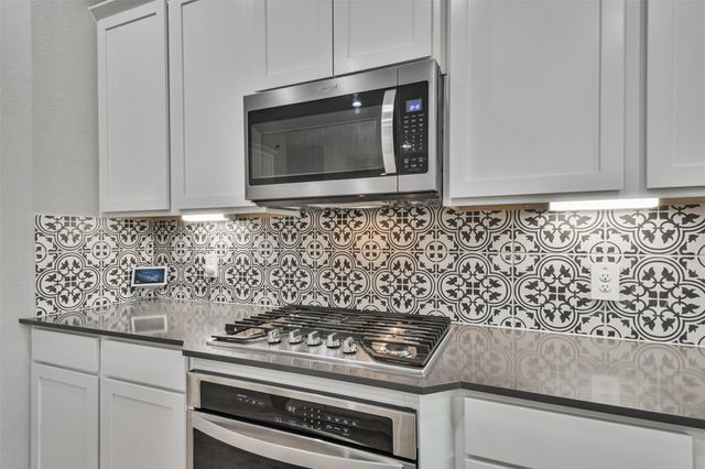 14226 Lake Lodge Drive, Conroe, TX 77384