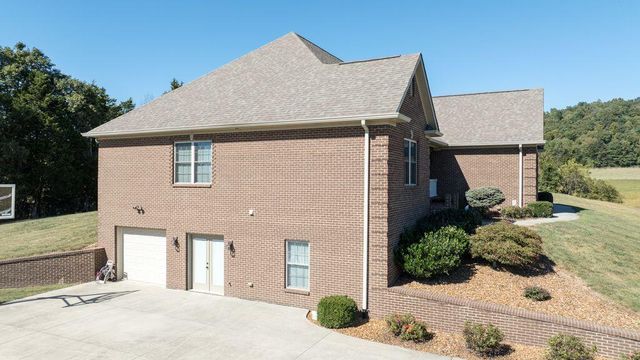 179 Walnut Ridge Drive, Somerset, KY 42503