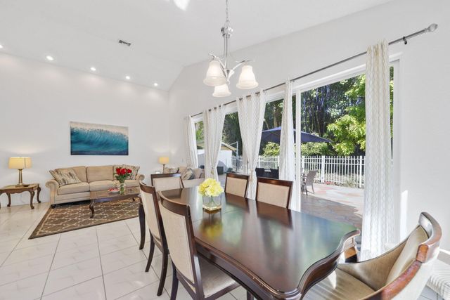 10418 Buena Ventura Drive, Boca Raton, FL 33498