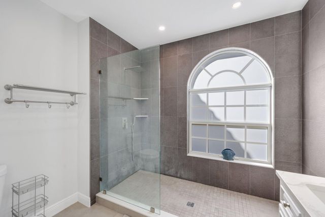 10418 Buena Ventura Drive, Boca Raton, FL 33498