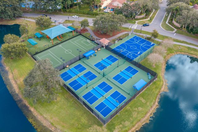 10418 Buena Ventura Drive, Boca Raton, FL 33498