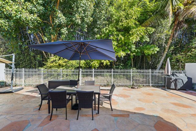 10418 Buena Ventura Drive, Boca Raton, FL 33498