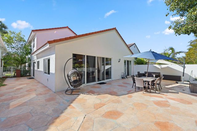 10418 Buena Ventura Drive, Boca Raton, FL 33498