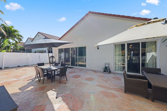 10418 Buena Ventura Drive, Boca Raton, FL 33498