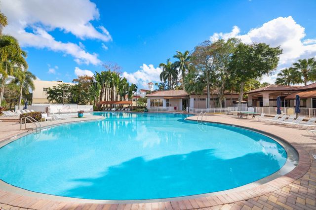 10418 Buena Ventura Drive, Boca Raton, FL 33498