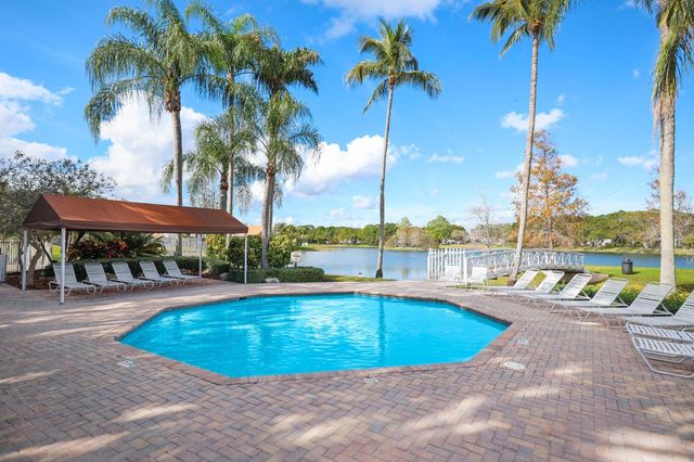 10418 Buena Ventura Drive, Boca Raton, FL 33498