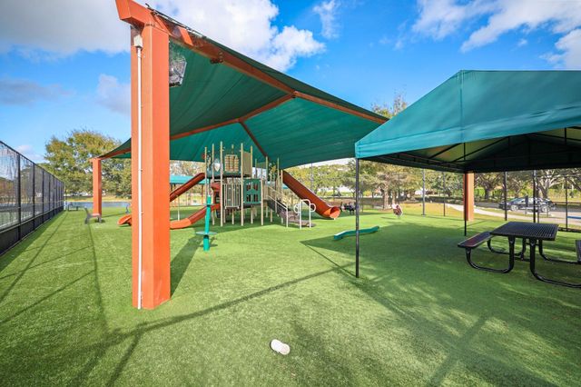 10418 Buena Ventura Drive, Boca Raton, FL 33498