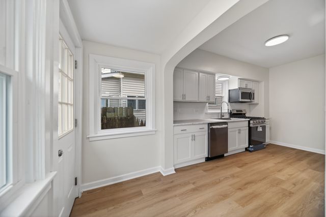 2107 POPLAR Street, Erie, PA 16502