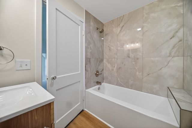 2107 POPLAR Street, Erie, PA 16502