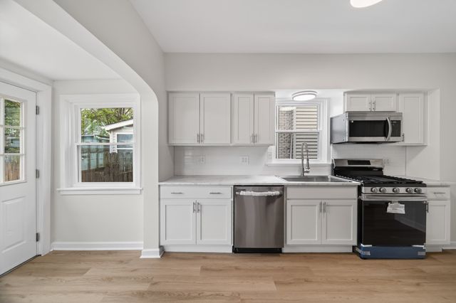 2107 POPLAR Street, Erie, PA 16502