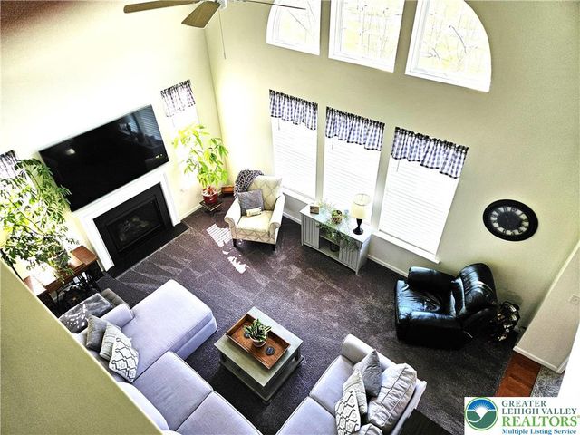 9628 Crescent Lane, Upper Macungie Twp, PA 18031
