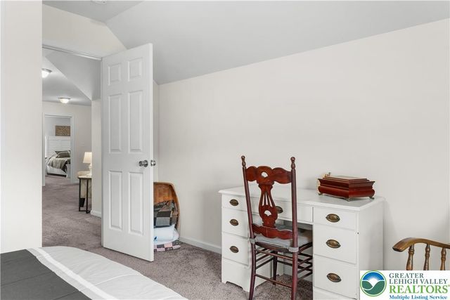 9628 Crescent Lane, Upper Macungie Twp, PA 18031