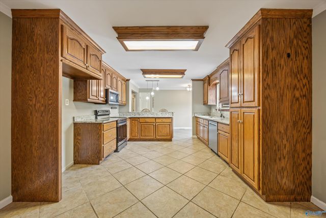 145 Butch Cash Road, Hazel Green, AL 35750