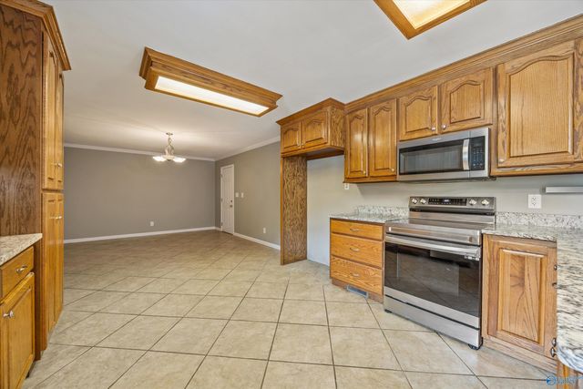 145 Butch Cash Road, Hazel Green, AL 35750
