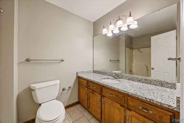 145 Butch Cash Road, Hazel Green, AL 35750