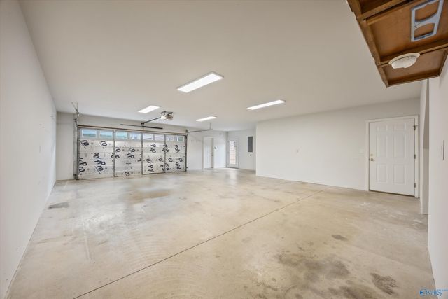 145 Butch Cash Road, Hazel Green, AL 35750