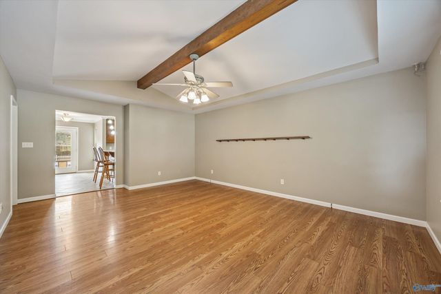 145 Butch Cash Road, Hazel Green, AL 35750