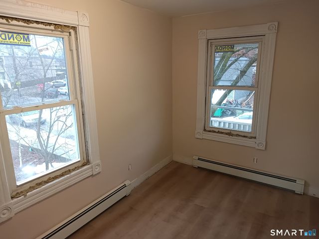 1248 North Main Street, Waterbury, CT 06704