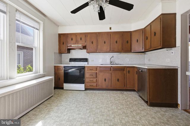 1423 FAYETTE AVE, Reading, PA 19607