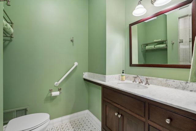4051 Linden Hills Boulevard, Minneapolis, MN 55410